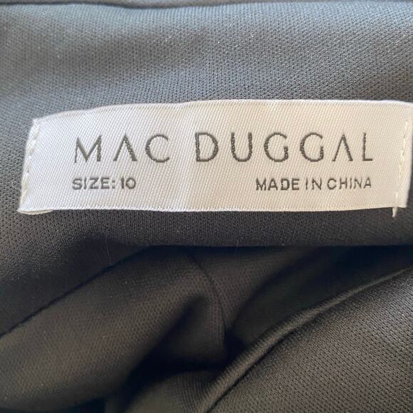 MAC DUGGAL Sleeveless V Neck Bow Detail Mermaid Maxi Gown NWT Black, Size 10 - Picture 6 of 16